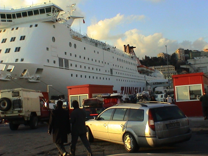 Al porto di Genova